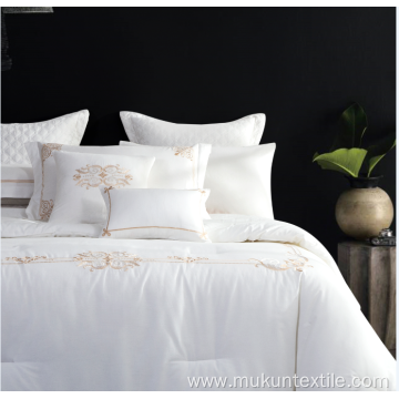 wholesale polyester fabric bedding comforter sets